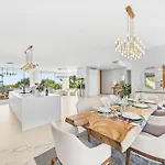 Villa Luxury With Heated Pool & Jacuzzi Near Golf