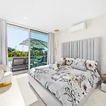 Luxury With Heated Pool & Jacuzzi Near Golf Вілла Адехе