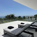 Luxury With Heated Pool & Jacuzzi Near Golf أذيخي