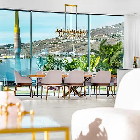 Luxury With Heated Pool & Jacuzzi Near Golf