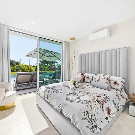 Luxury With Heated Pool & Jacuzzi Near Golf Βίλα Costa Adeje (Tenerife)